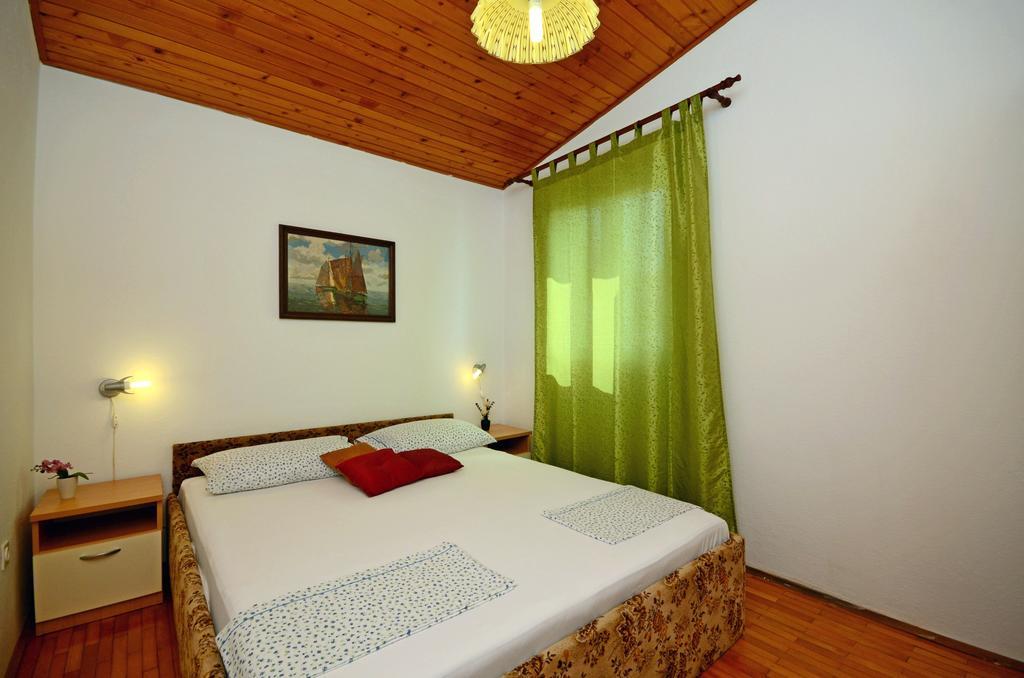 Apartments Katica Τρογκίρ Εξωτερικό φωτογραφία